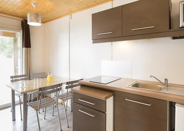 Le Parc Des Chenes * لا كروا فالميه