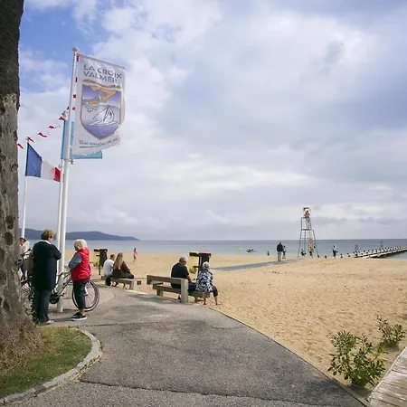 Le Parc Des Chênes Village de vacances